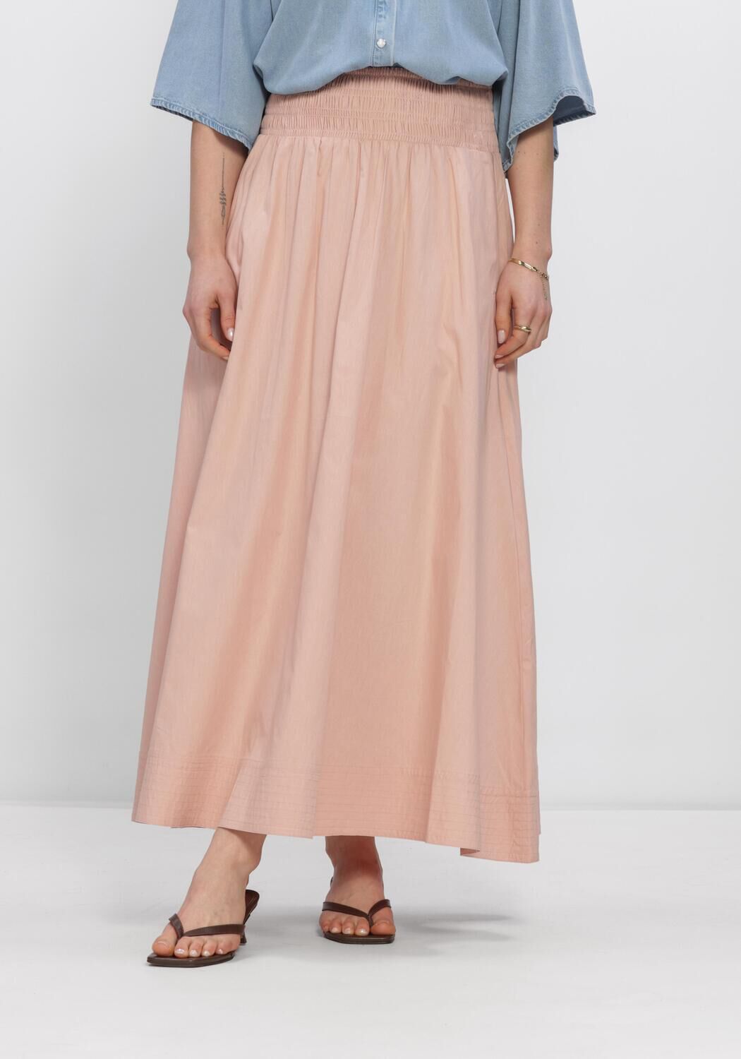 RUBY TUESDAY ILYSSA Jupes en rose