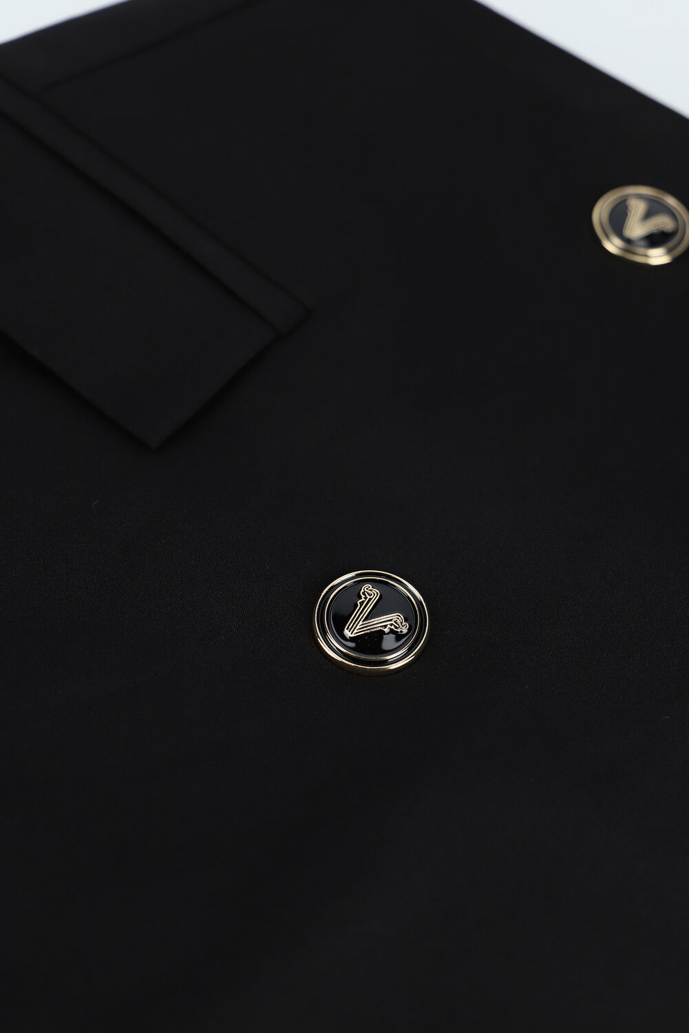 JOSH V Mini-jupe JUNO en noir - large