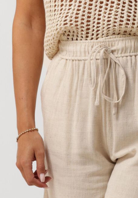 Beige Y.A.S. Broeken/jumpsuits YASBINA HW SHORTS - large