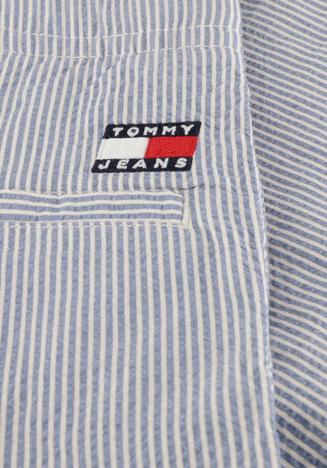 Lichtblauwe TOMMY JEANS Korte broek TJM SEERSUCKER STP BEACH SHORT - large