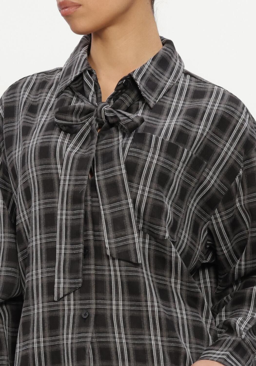 SIMPLE WV-PL-VISCO-CHECK-26-3 Blouses en noir - large
