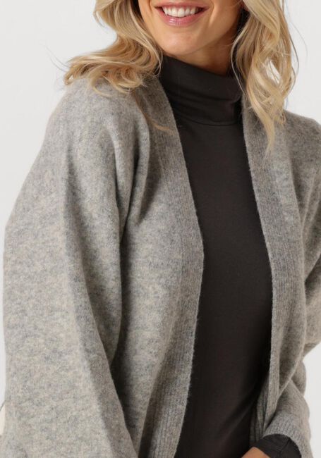 KNIT-TED Gilet ULLA en gris - large