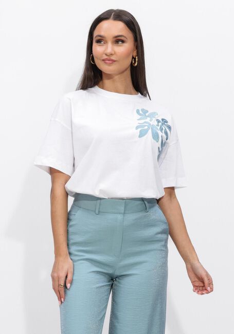 Witte JANSEN AMSTERDAM  RILEY SHIRT CO 184 SHORT SLEEVE WIDE FIT SATIN EMBROIDERY FLOWER - large