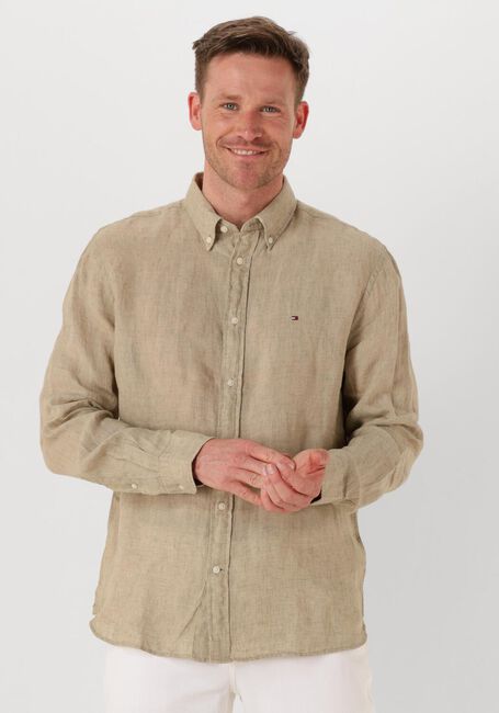 TOMMY HILFIGER Chemise décontracté PIGMENT DYED LI SOLID RF SHIRT en beige - large