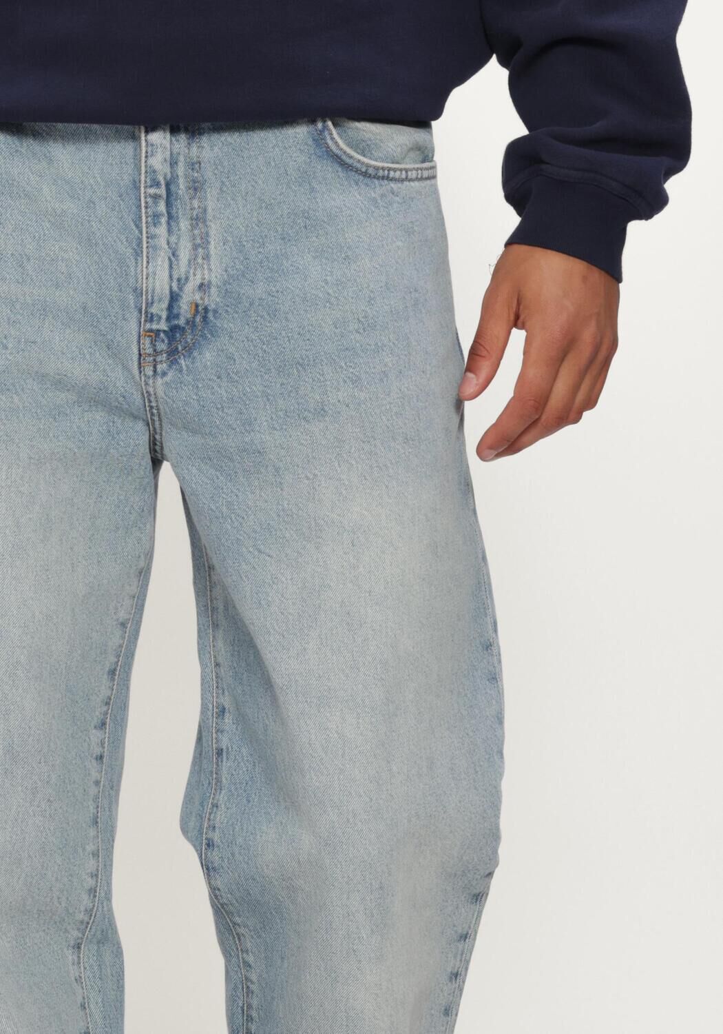 Lichtblauwe WOODBIRD Wide jeans WBLEROY DUST JEANS - large