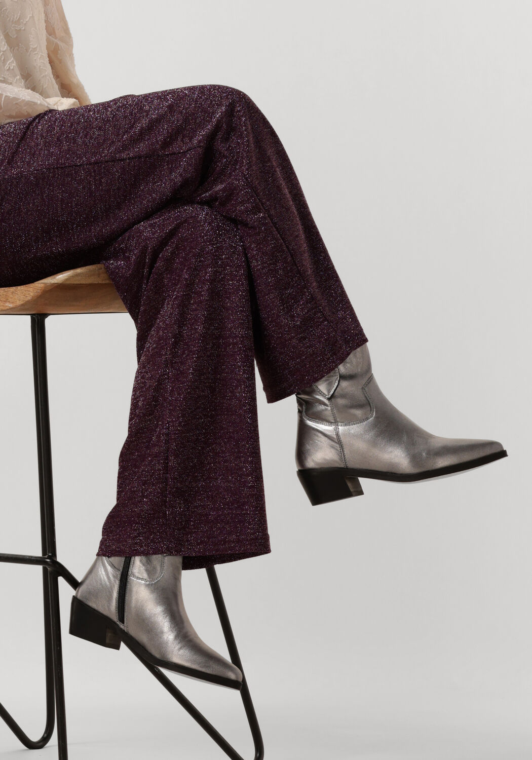 NOTRE-V FRU110 Bottines en argent - large