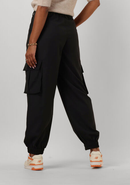 Y.A.S. Pantalon cargo YASPENNI HW ANKLE PANT en noir - large