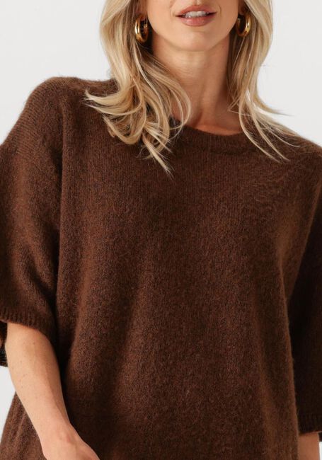 Bruine EDITED Trui KRISTINE WOOL KNIT T-SHIRT - large