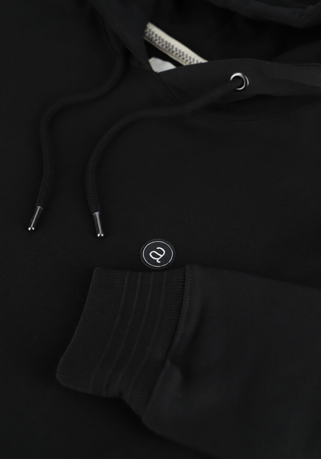 Zwarte ANERKJENDT Sweater AKNIGEL ORGANIC HOODIE - large