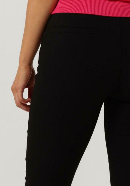 MINUS Pantalon CARMA PANTS 7/8 en noir - large