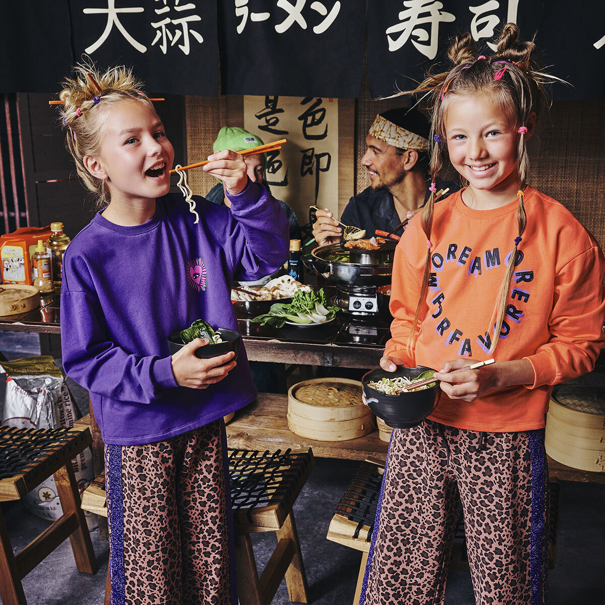 Oranje Z8 Trui NOWELLA - large