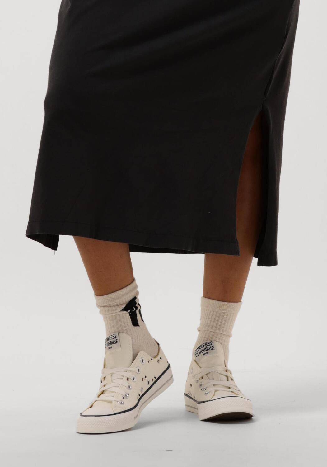 CONVERSE Baskets basses CHUCK TAYLOR ALL STAR en blanc - large