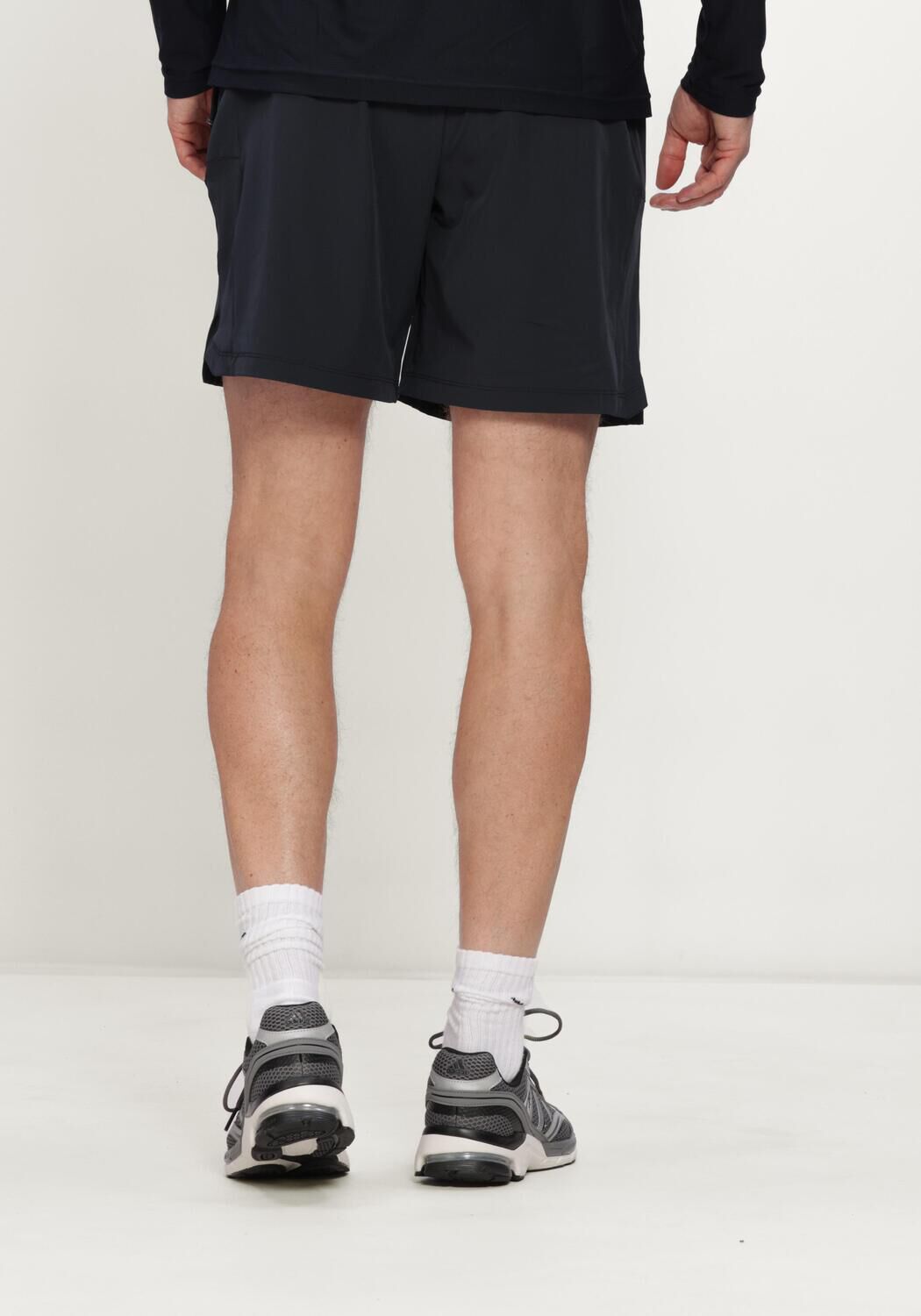 Donkerblauwe AIRFORCE Broeken/jumpsuits PERFORMANCE RUNNING SHORT - large