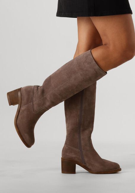 Taupe OMODA  2581 - large