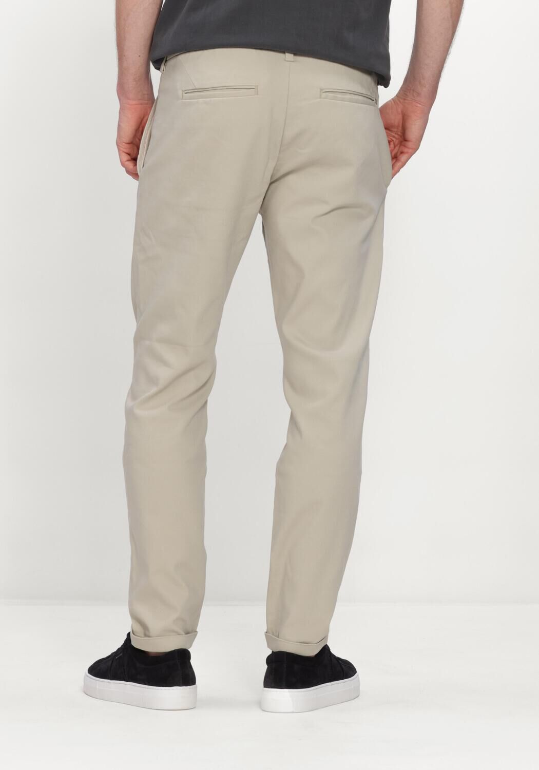 CAST IRON Pantalons longs CYLAS TAPERED CHINO MEGDA POWER Sable - large