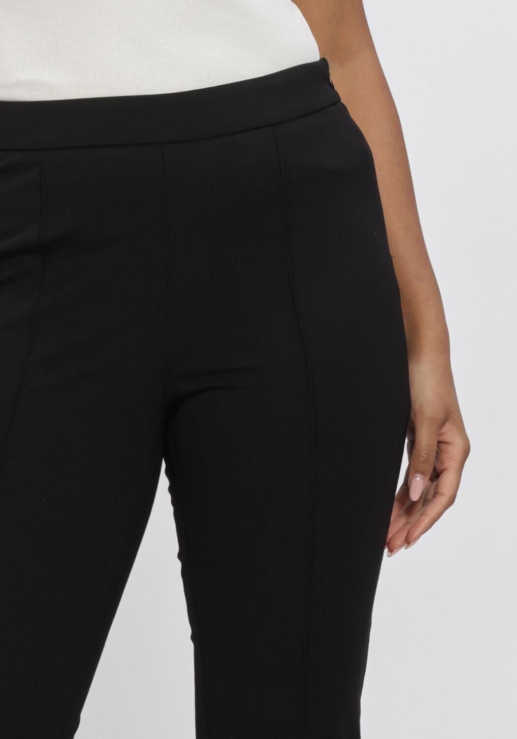 CO'COUTURE Pantalons capri CATJACC CAPRI LL PANT en noir - large