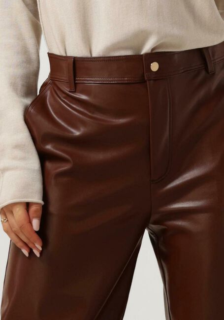 Bruine VANILIA Pantalon FAUX LEATHER CULOTTE - large