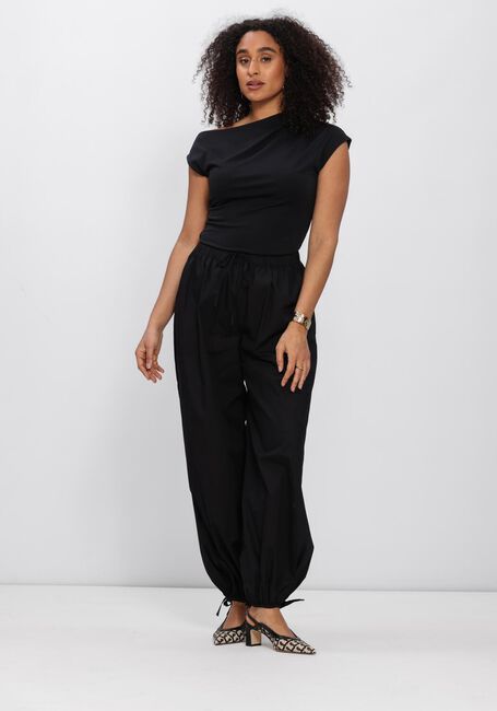 SELECTED WOMEN Haut SLFMOLLY SS TOP en noir - large