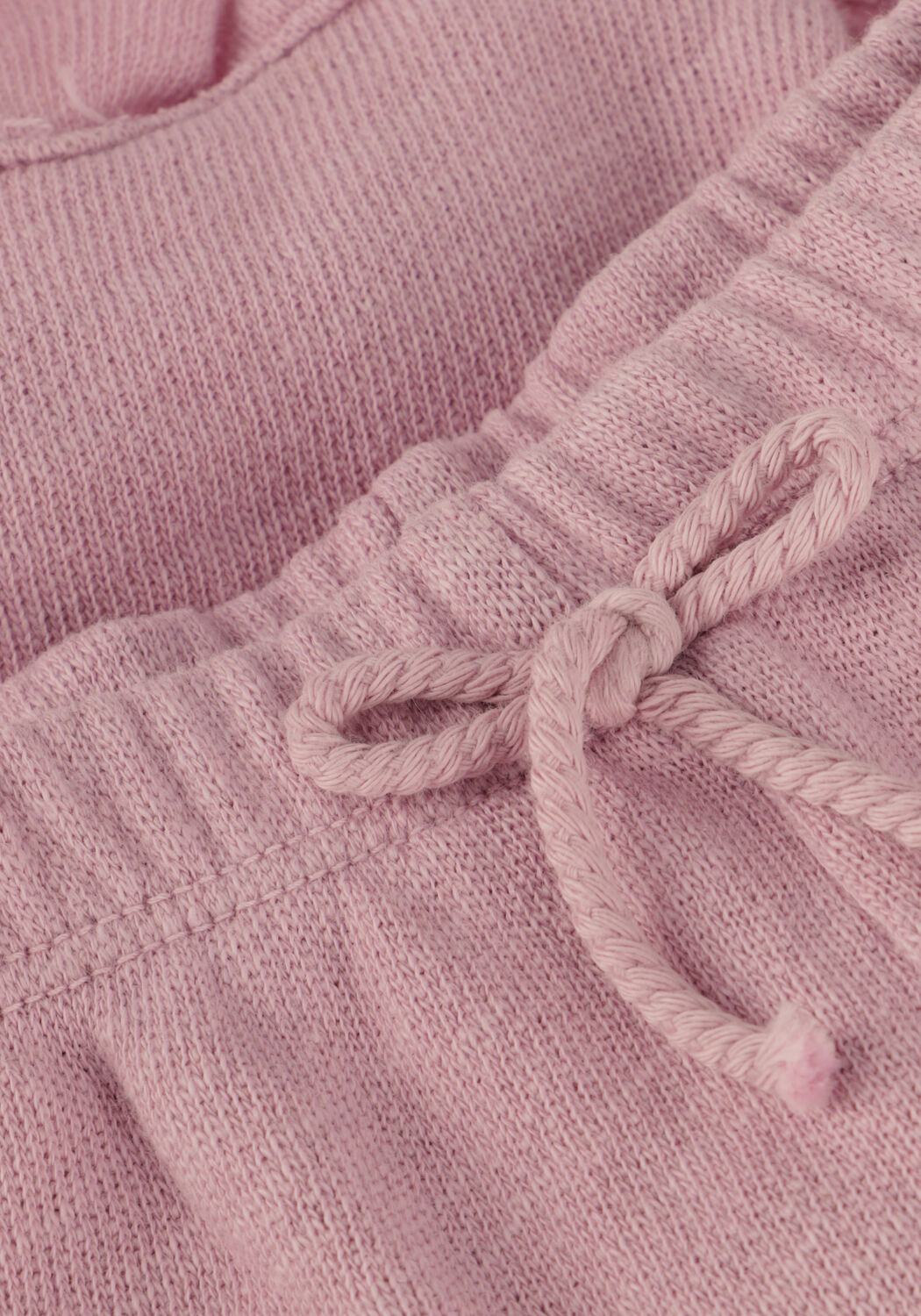 PLAY UP FLEECE SHORTS Pantalons en rose - large