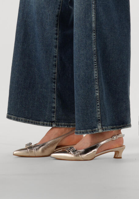 LINA LOCCHI AU 23 Slingbacks en or - large