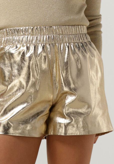 EST'SEVEN EST'LEATHER SHORT COURT Pantalons en or - large
