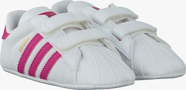 ADIDAS Chaussures bébé SUPERSTAR CRIB en blanc - large