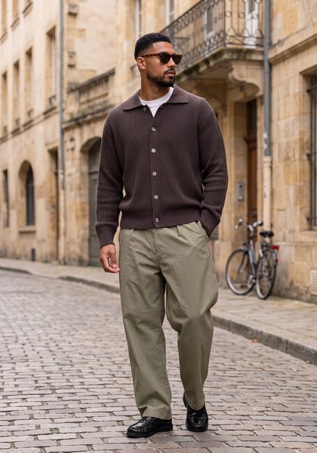 SELECTED MEN Pull LMDRY LS RIB POLO CARDIGAN en marron - large