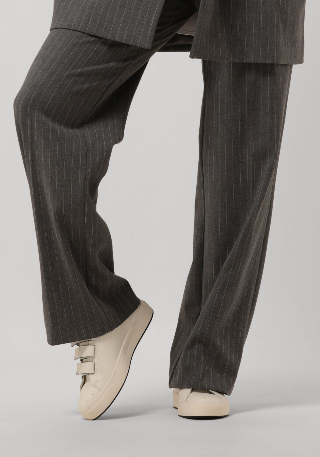 COPENHAGEN STUDIOS Baskets basses CPH429 en beige - large