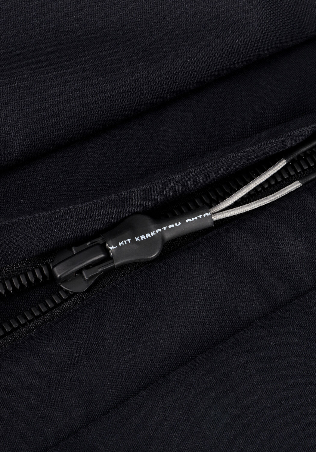 KRAKATAU Veste matelass&eacute; QM378 en noir - large