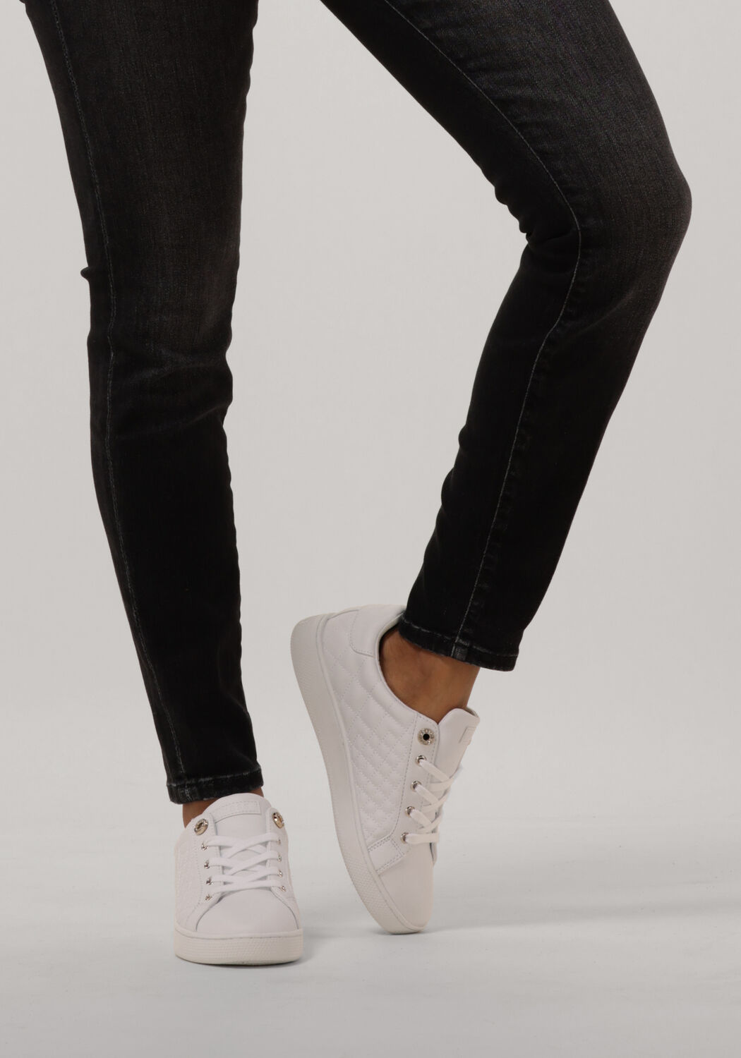 Witte GUESS Lage sneakers REACE/ACTIVE LADY - large