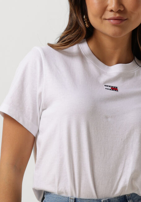 TOMMY JEANS T-shirt TJW BXY BADGE TEE en blanc - large