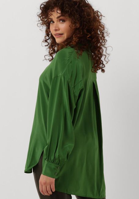 IDANO ABLA Blouses en vert - large