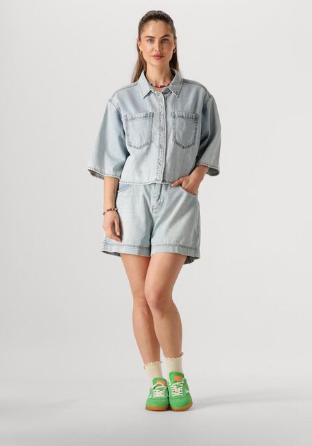 CIRCLE OF TRUST Pantalon courts MASON SHORT en bleu - large