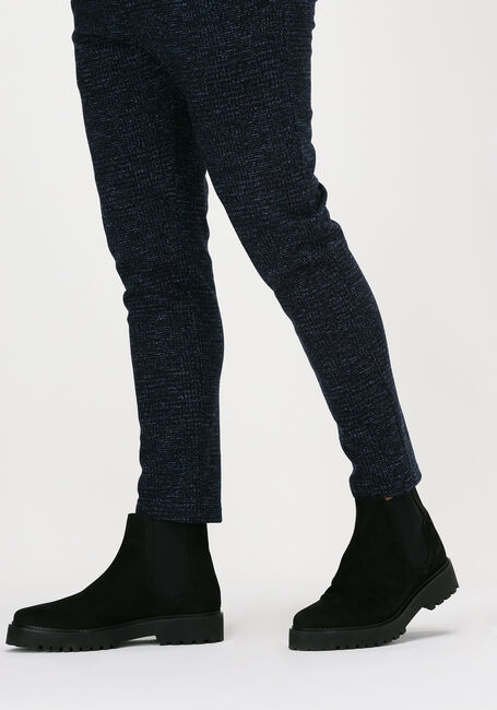 Zwarte NUBIKK  LOGAN RAI - large