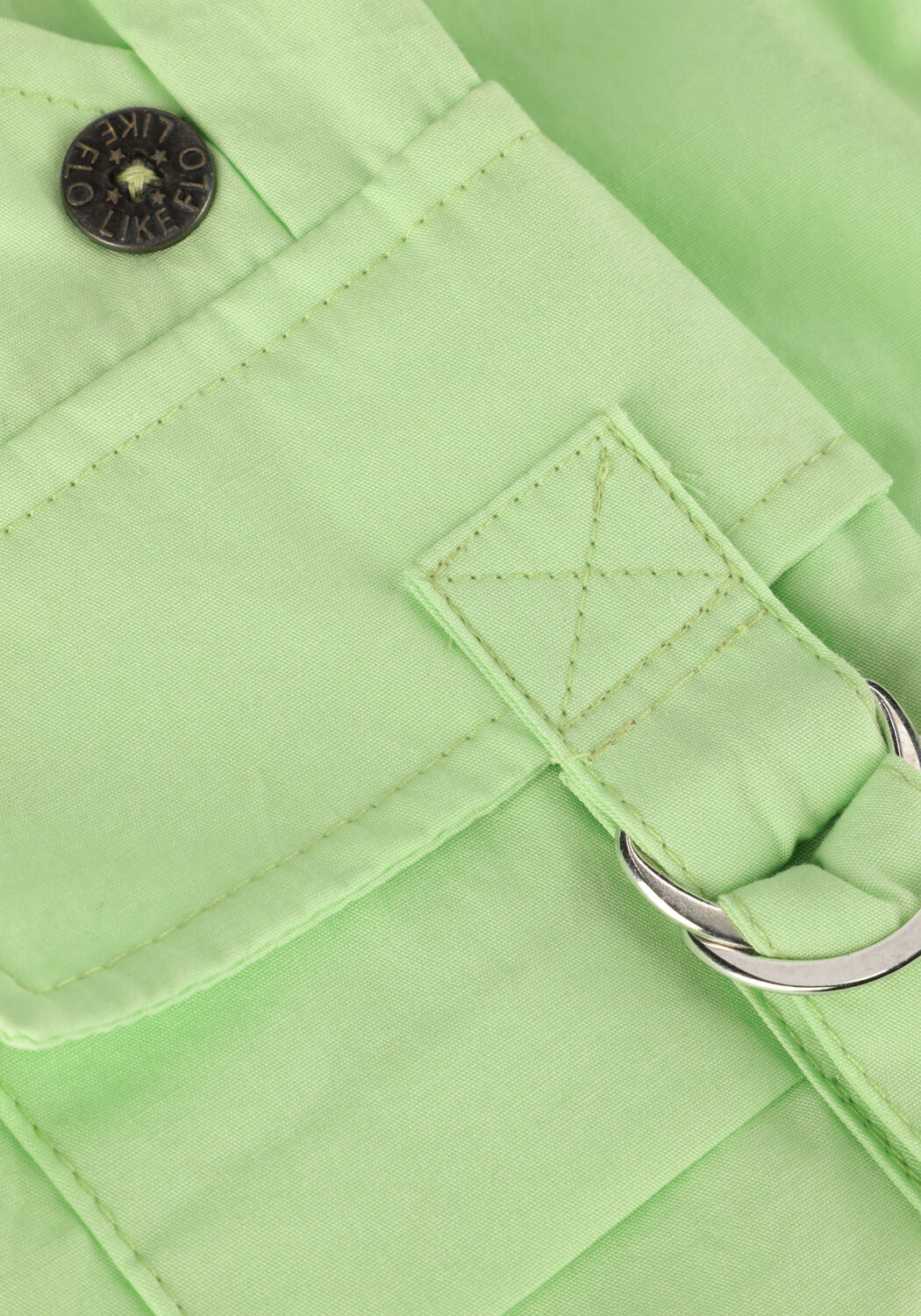 LIKE FLO Pantalon courte FERGIE FLO CARGO SHORT Chaux - large