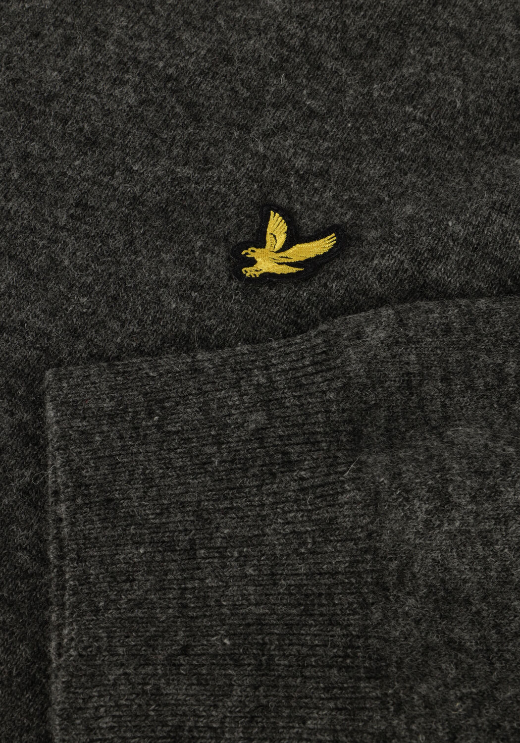 LYLE & SCOTT Pull LAMBSWOOL BLEND CREW NECK JUMPER Gris fonc&eacute; - large