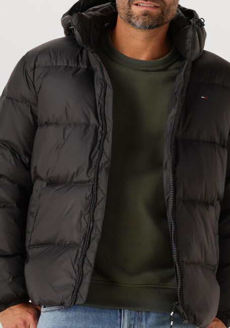Zwarte TOMMY JEANS Gewatteerde jas TJM ESSENTIAL DOWN JACKET - large