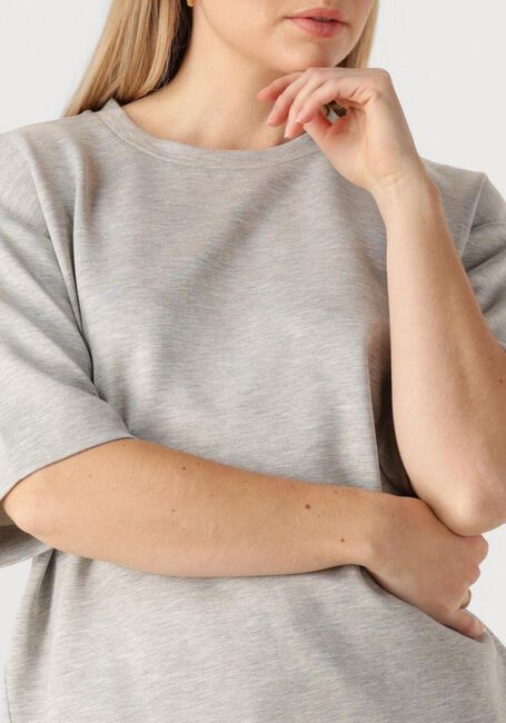 Lichtgrijze INWEAR Top PANNIEIW OVERSIZE TSHIRT - large