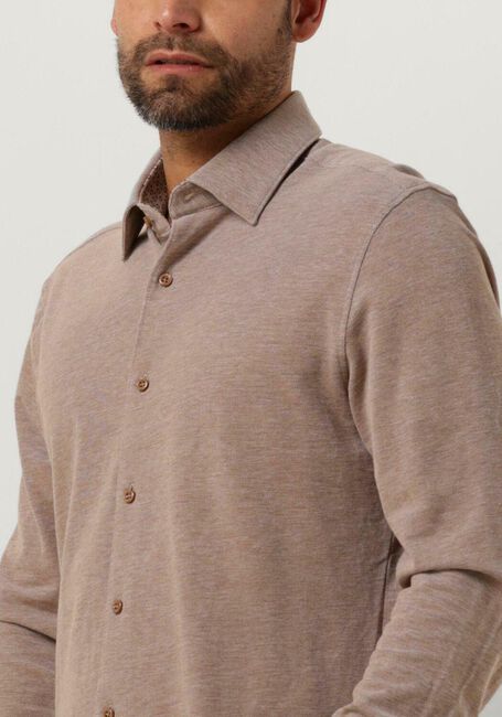 BOSS BLACK Chemise décontracté C-HAL-KENT-C3-223 en camel - large