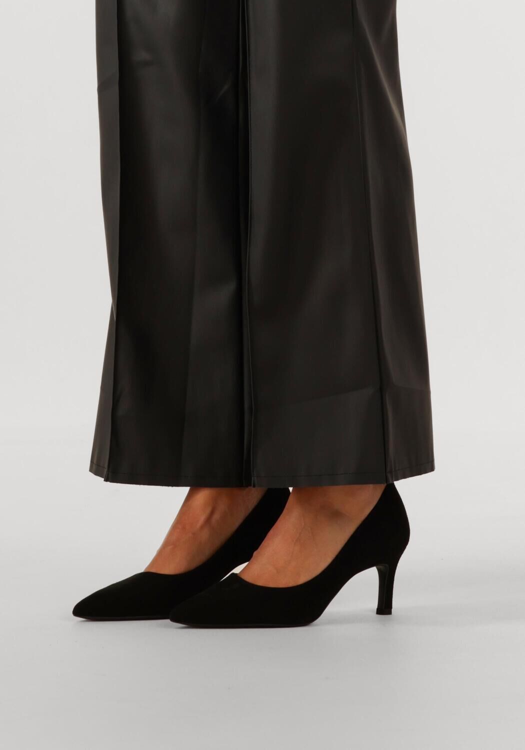 UNISA Escarpins LAVEGA en noir - large