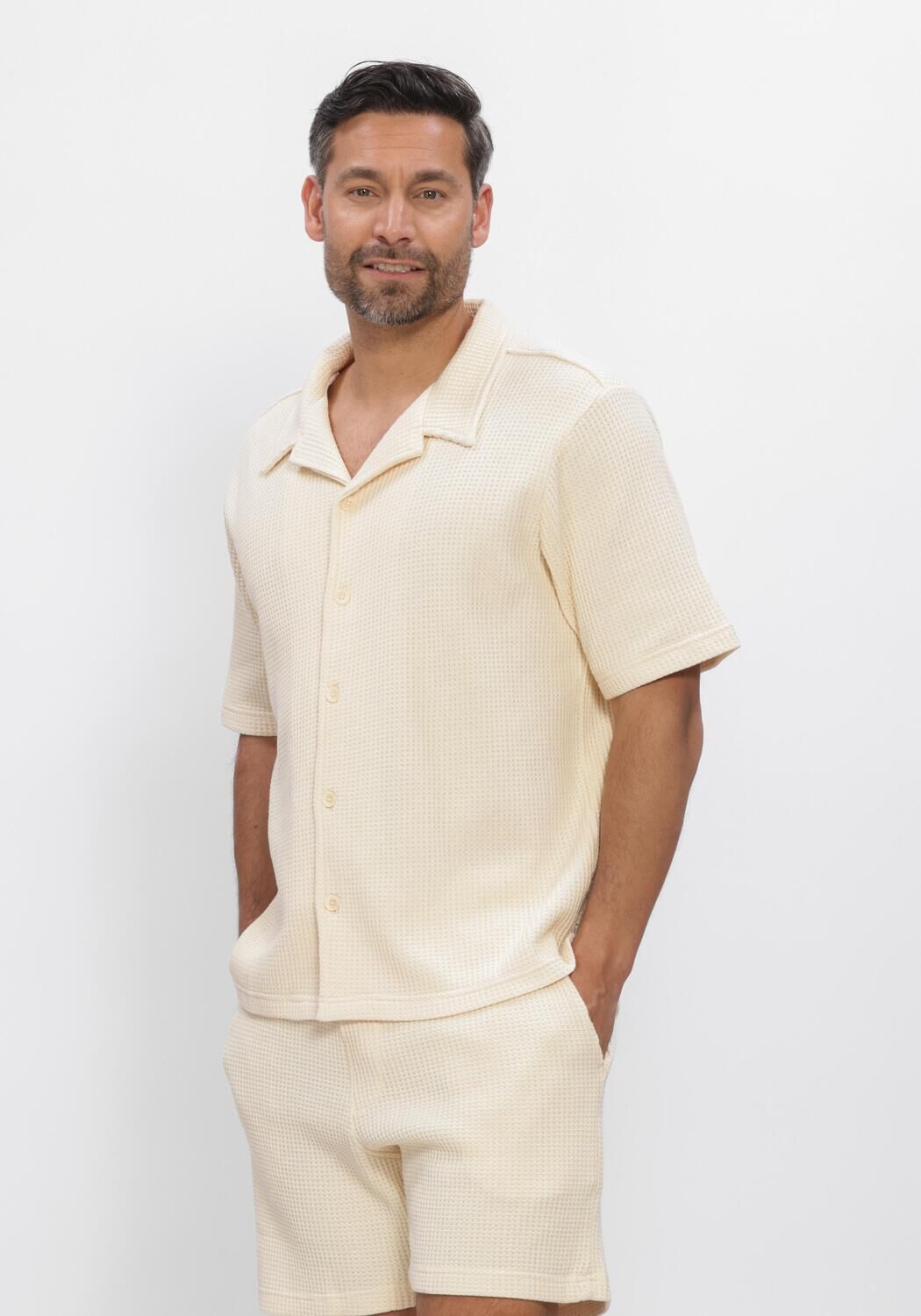 SHIWI Chemise d&eacute;contract&eacute; DEAN WAFFLE STRUCTURE SHORTSLEEVE en beige - large