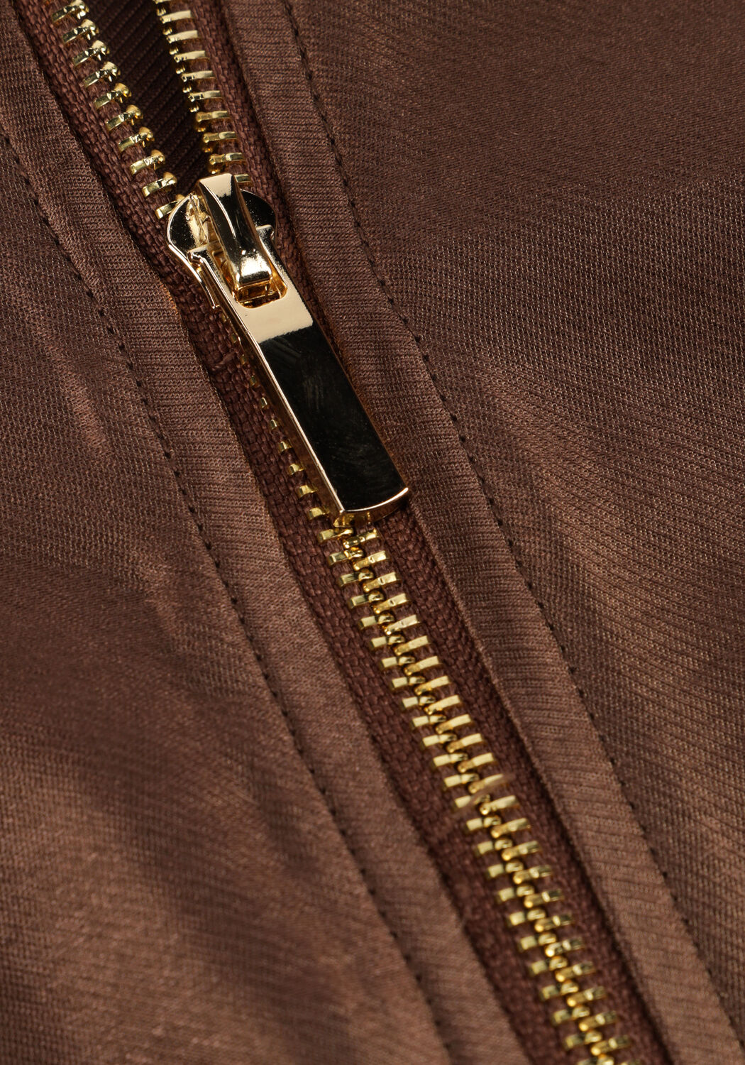 AAIKO Mini robe SEMIRA CRINKLE VIS 545 en marron - large