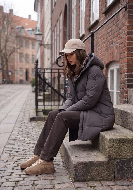 KRAKATAU QW609 Vestes en taupe - large