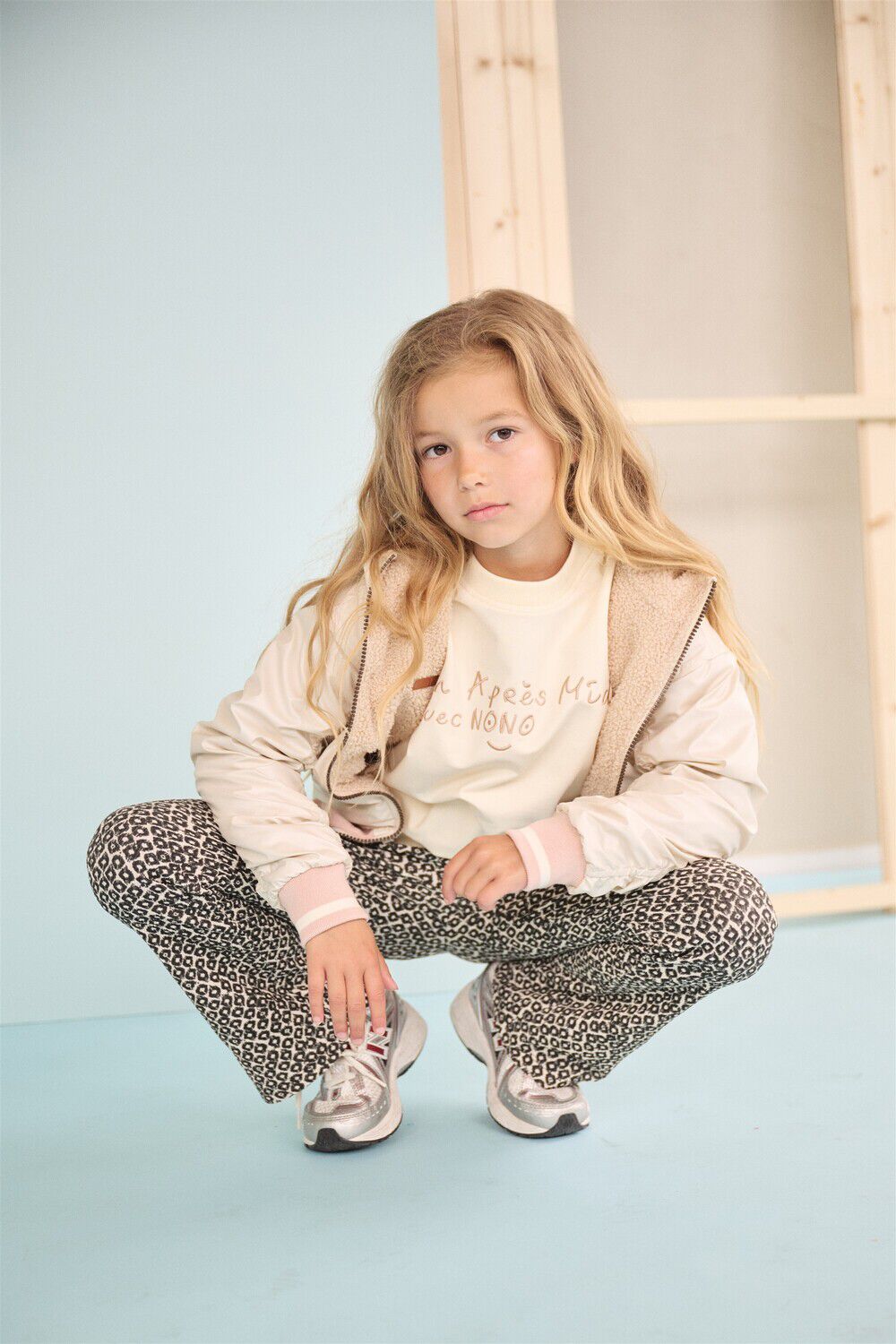 NONO Pantalon &eacute;vas&eacute; SADY IKAT FLARED PANTS en beige - large