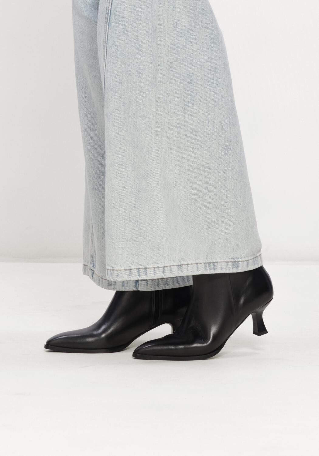 NOTRE-V 85936 Bottines en noir - large