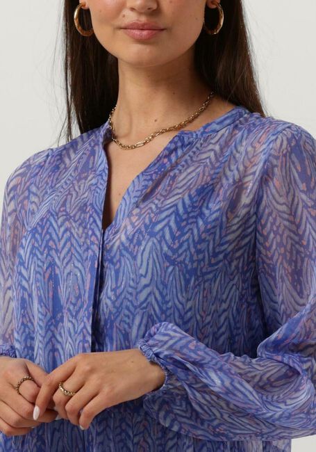 NEO NOIR Robe midi NOBIS SWIRL MIX DRESS en bleu - large