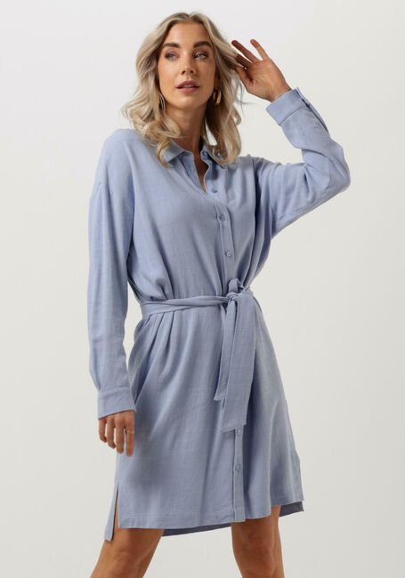 SELECTED FEMME Mini robe SLFVIVA TONIA LONG LINEN SHIRT en bleu - large