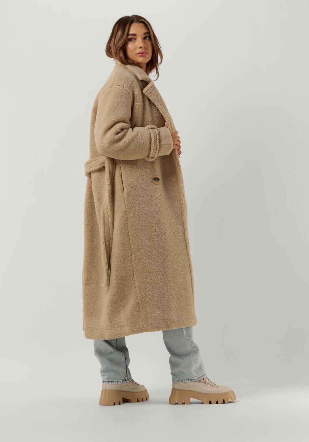 zand selected femme mantel betty teddy coat