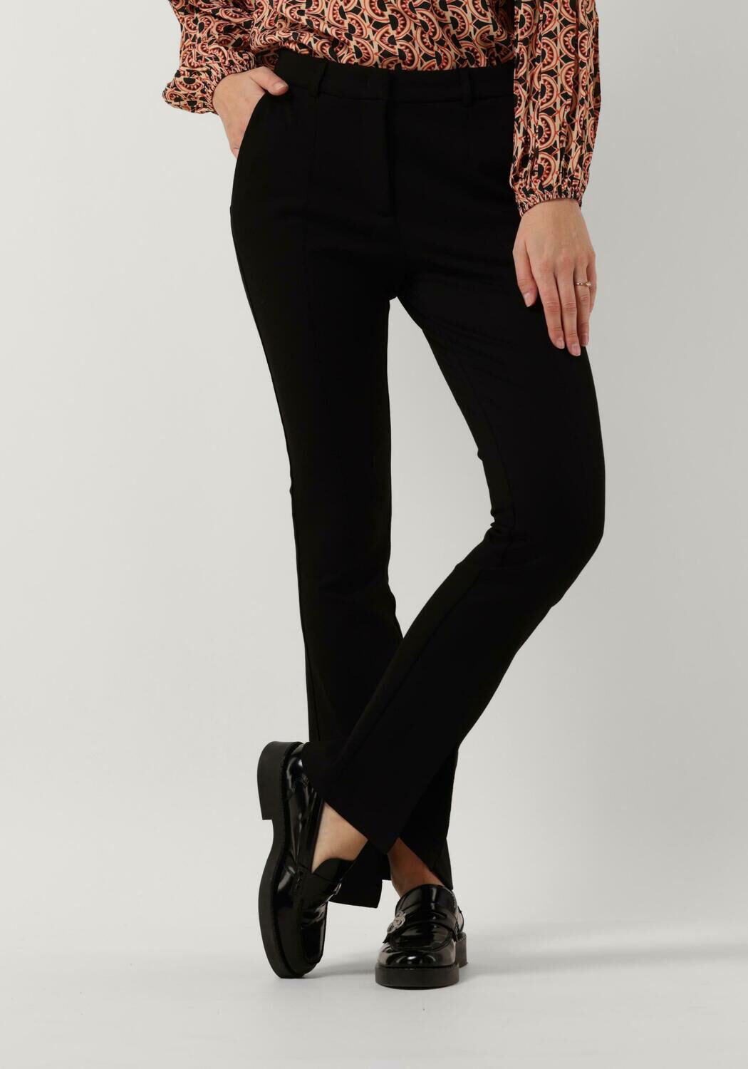 Schoenen onder zwarte broek dames online