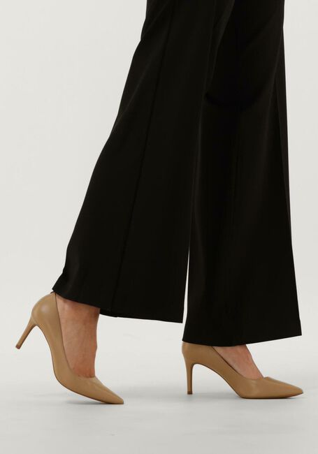 MICHAEL KORS Escarpins ALINA FLEX PUMP en camel - large